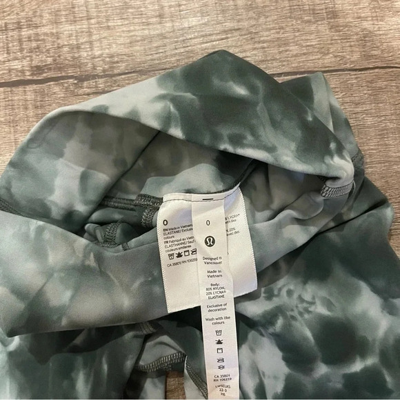 NWOT!! Lululemon - Align High-Rise Pant 25" Diamond Dye Starlight Smoked Spruce - Picture 7 of 8